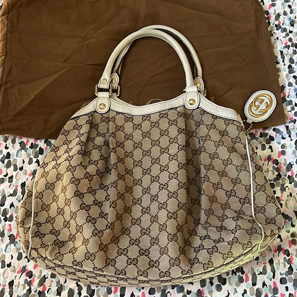 Gucci medium Suki bag